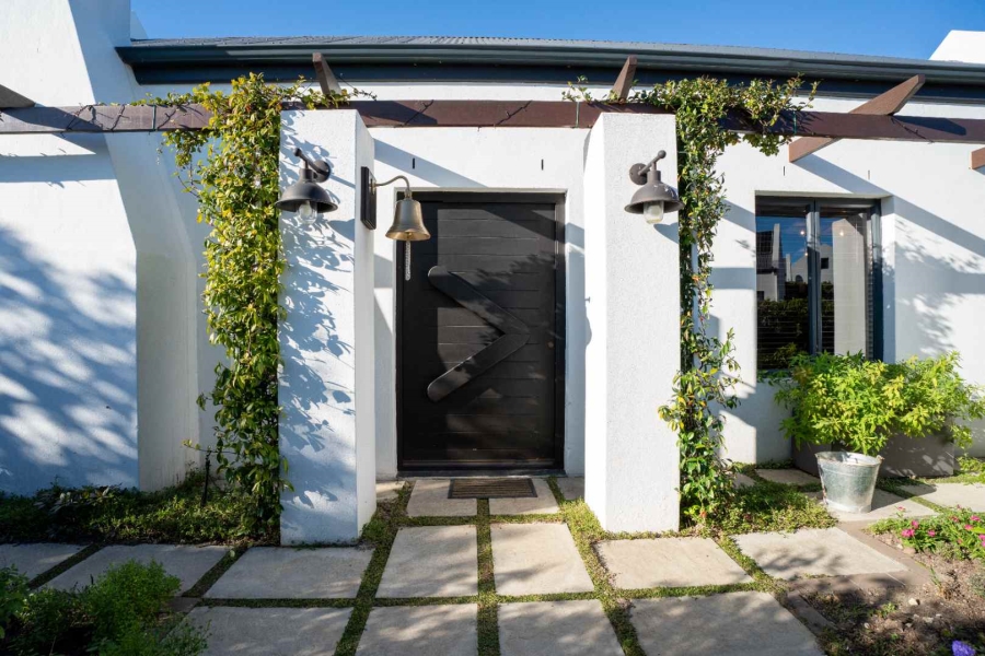4 Bedroom Property for Sale in Croydon Western Cape